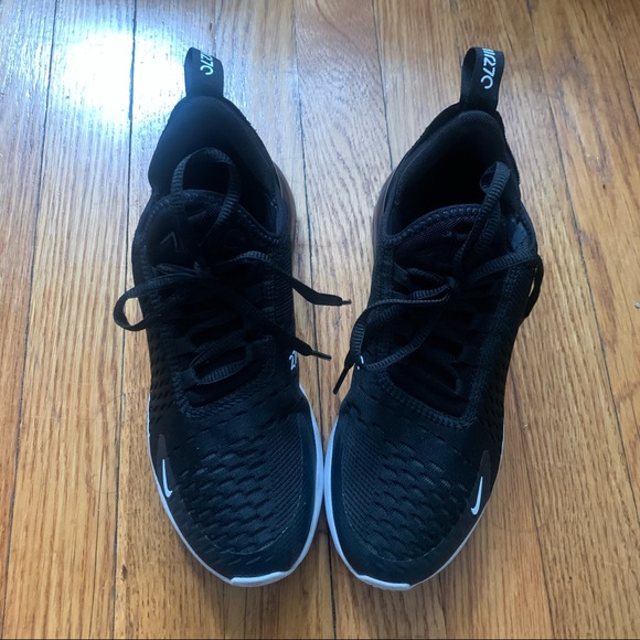 Nike Air Max 270 - Picture 6 of 7